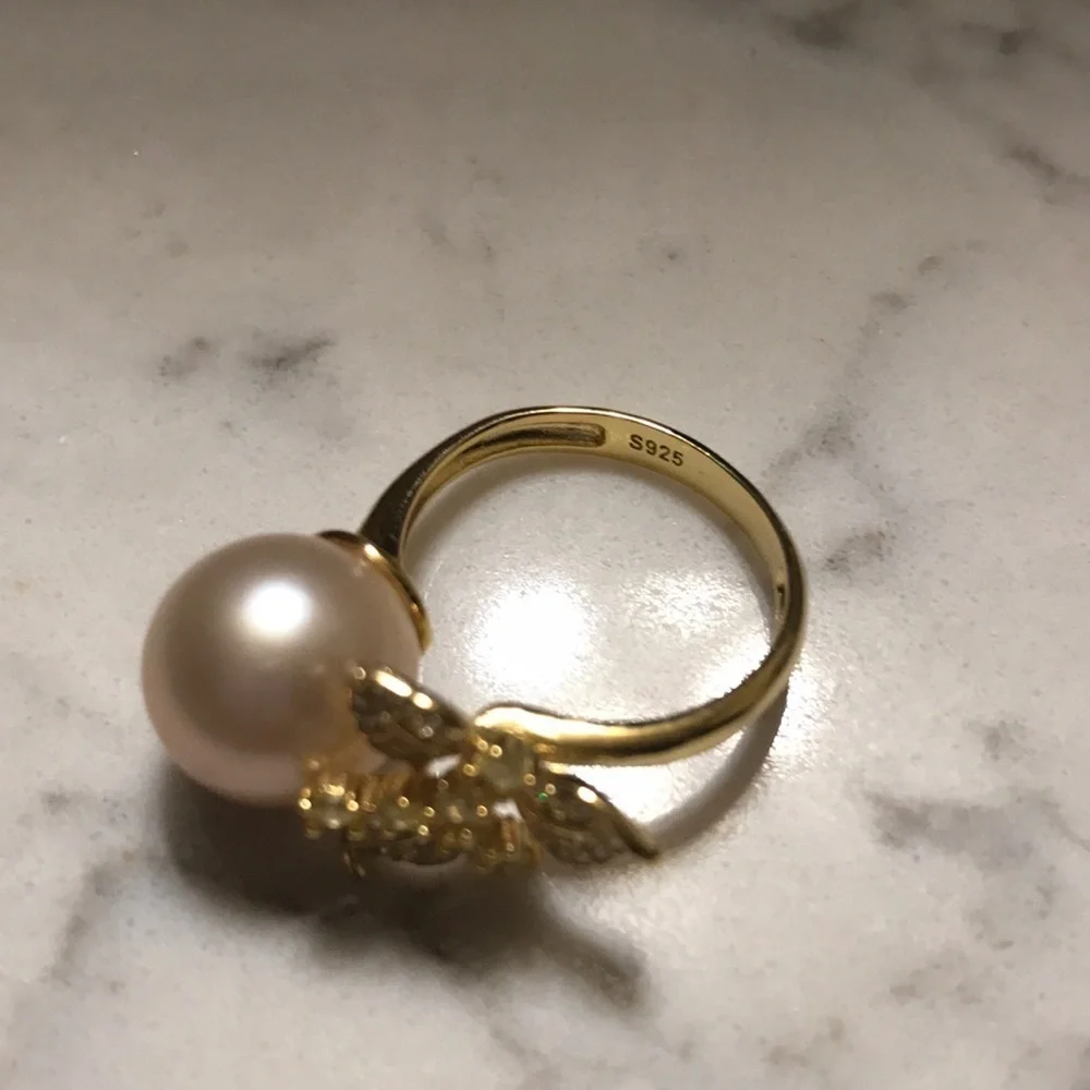 11.5mm Custom Made Genuine Pearl Clover Ring